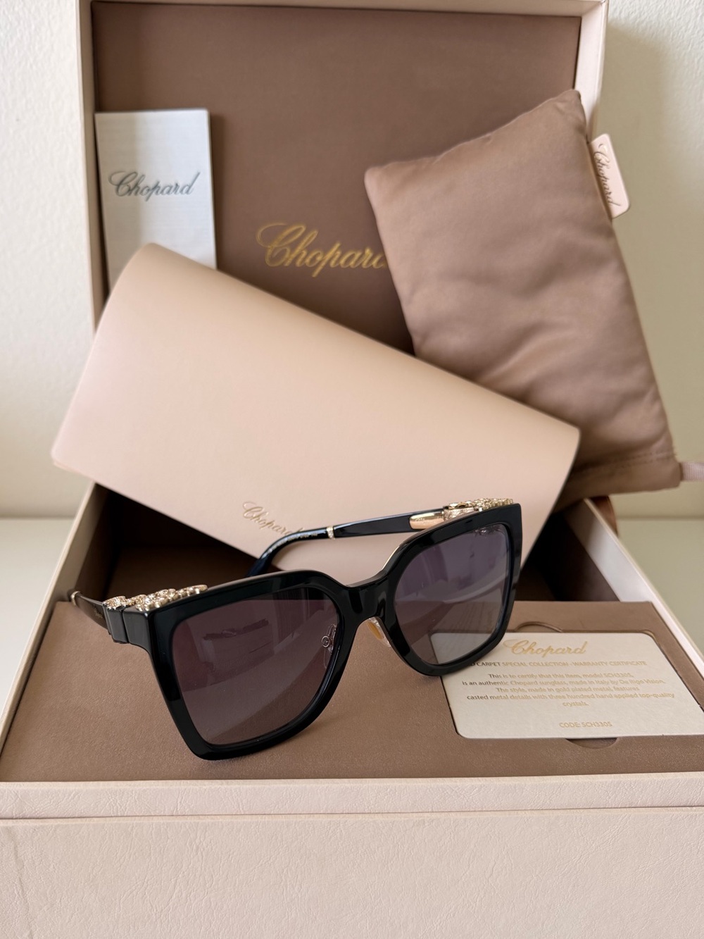 NEW Chopard Limited Edition SCH330S 0700 Sunglasses Gold Crystal Authentic